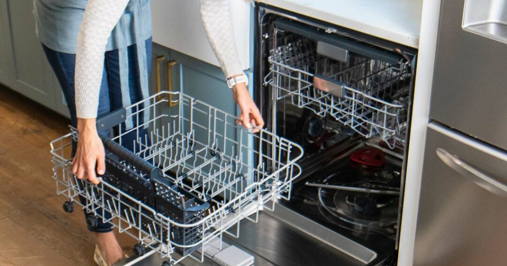 Cleaning Dishwasher for your kitchen